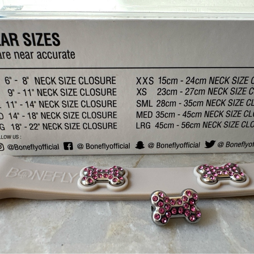 NEW Bonefly Puppy Dog Gift Collar Aqua Gold +4 X Swarovski Pink Charms Sz XS - Picture 11 of 13